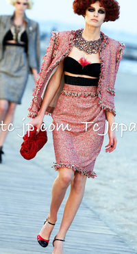 CHANEL 10C Red Metallic Gold Leaf Trim Fringe Wool Tweed Jacket 38 シャネル レッド メタリック ゴールド 木の葉 トリム フリンジ ウール ノーカラー ツイード ジャケット