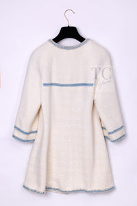 CHANEL 07S Creme Ivory Wash Blue Trim Jacket Coat 34 シャネル クリーム アイボリー ライトブルー トリミング ジャケット コート 即発