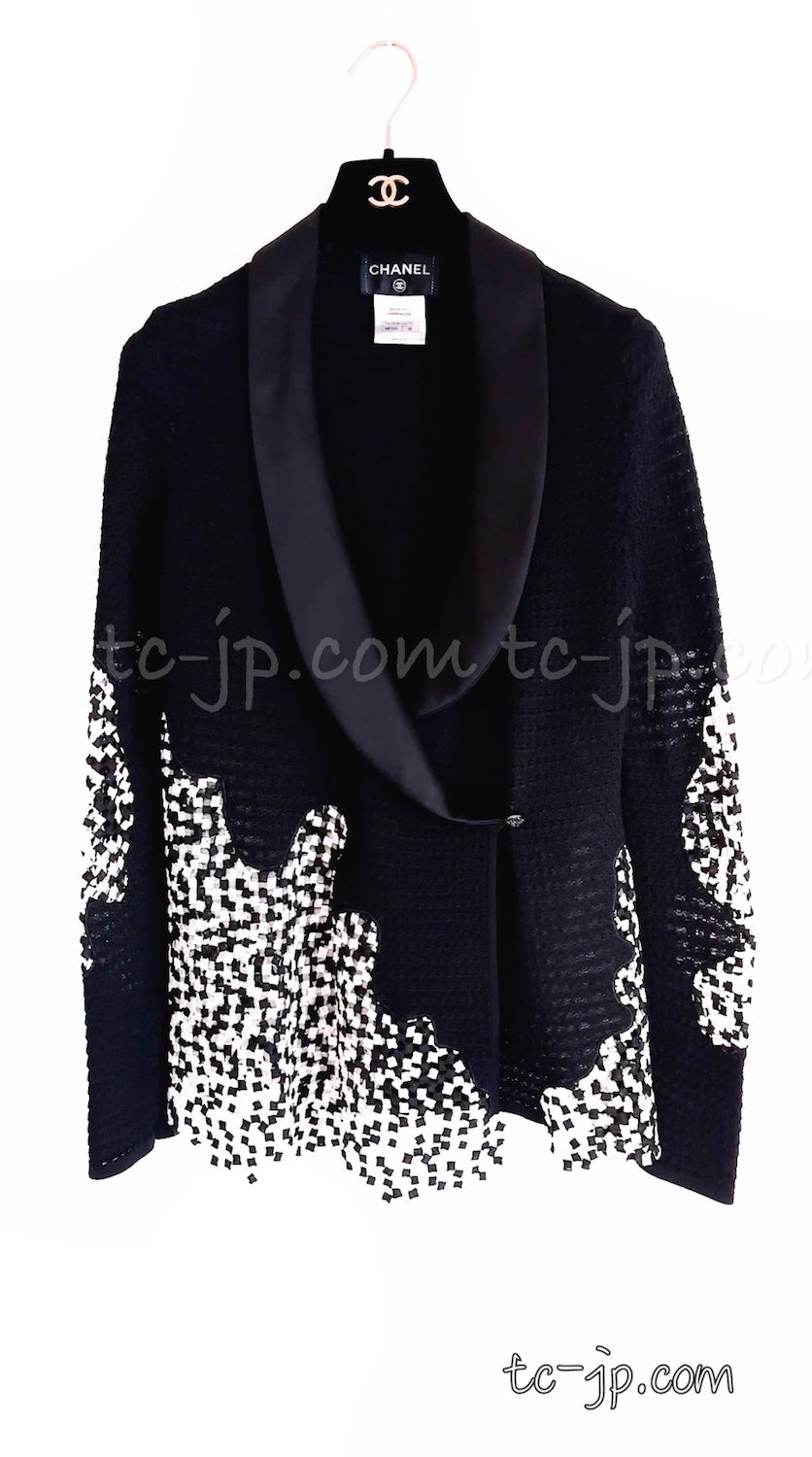 CHANEL 11S Cameron Diaz Black White Lace Cardigan Jacket Dress Set up 38 シャネル ブラック ホワイト レース カーディガン ジャケット ワンピース セットアップ 即発