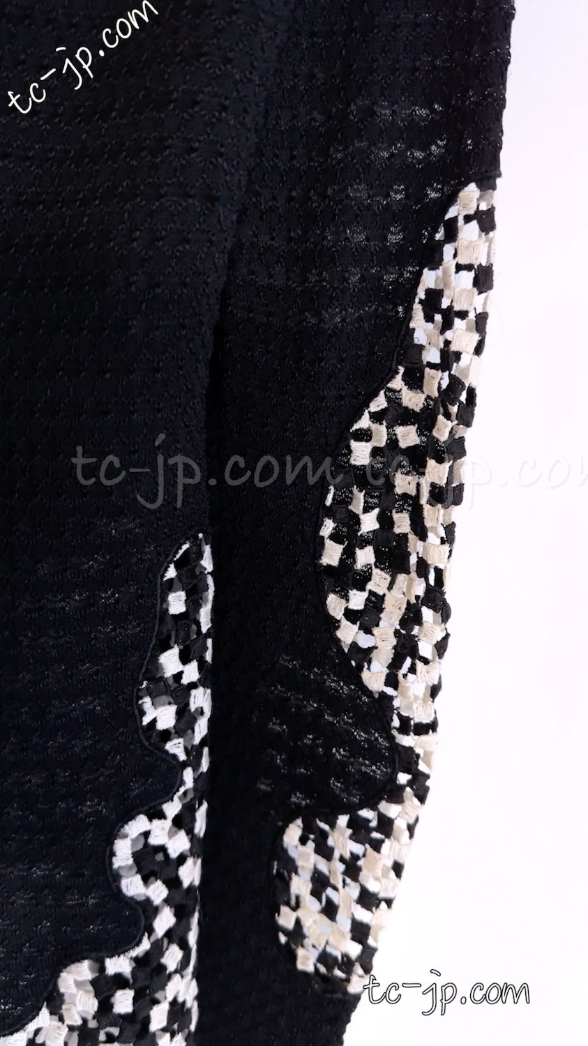 CHANEL 11S Cameron Diaz Black White Lace Cardigan Jacket Dress Set up 38 シャネル ブラック ホワイト レース カーディガン ジャケット ワンピース セットアップ 即発 - TC JAPAN