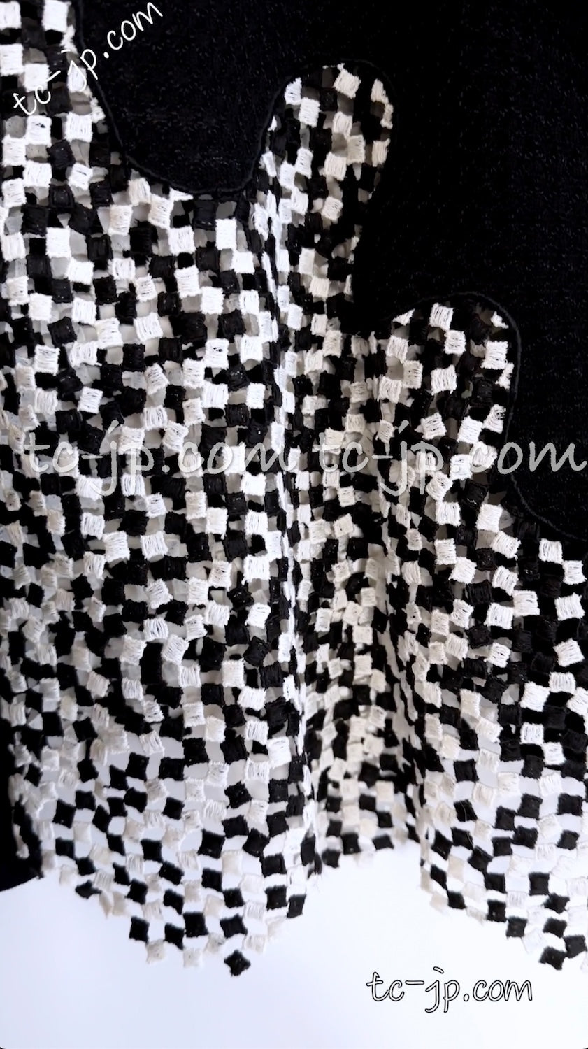 CHANEL 11S Cameron Diaz Black White Lace Cardigan Jacket Dress Set up 38 シャネル ブラック ホワイト レース カーディガン ジャケット ワンピース セットアップ 即発