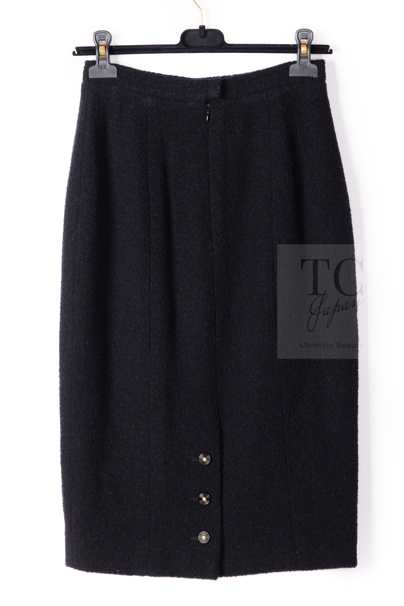 CHANEL 95A Vintage Black Wool CC Logo Buttons Double Tweed Jacket Skirt Suit 38 40 シャネル ヴィンテージ ブラック ウール CCロゴボタン ダブル ツイード ジャケット スカート スーツ 即発
