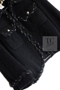 CHANEL Black Braid Trim Chain Wool Tweed Jacket Skirt Suit 40 42 シャネル ブラック ブレイド トリム チェーン ウール ツイード ジャケット スカート スーツ 即発