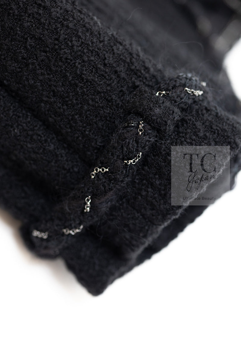 CHANEL Black Braid Trim Chain Wool Tweed Jacket Skirt Suit 40 42 シャネル ブラック ブレイド トリム チェーン ウール ツイード ジャケット スカート スーツ 即発