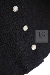 CHANEL Black Braid Trim Chain Wool Tweed Jacket Skirt Suit 40 42 シャネル ブラック ブレイド トリム チェーン ウール ツイード ジャケット スカート スーツ 即発