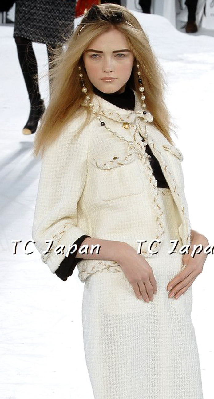 CHANEL Black Braid Trim Chain Wool Tweed Jacket Skirt Suit 40 42 シャネル ブラック ブレイド トリム チェーン ウール ツイード ジャケット スカート スーツ 即発