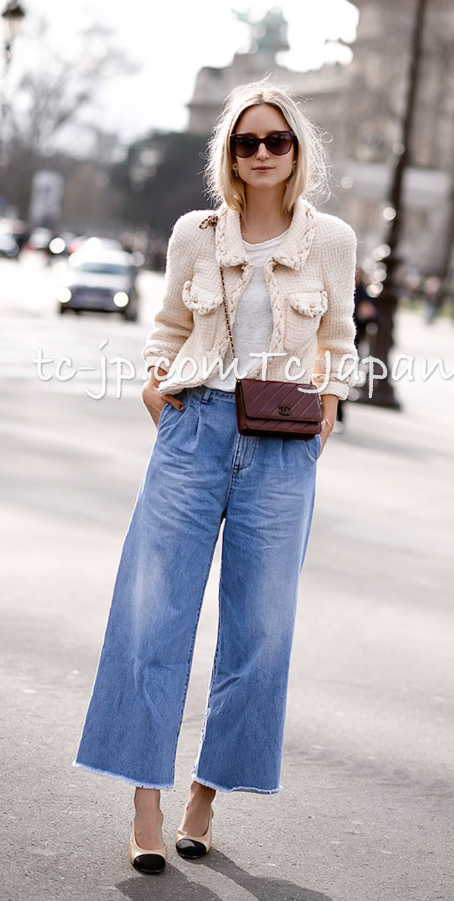 CHANEL 07A Creme Ivory Gold Chain Trim Wool Tweed Jacket 34 36 シャネル クリーム アイボリー ゴールド チェーン トリム ウール ツイード ジャケット 即発