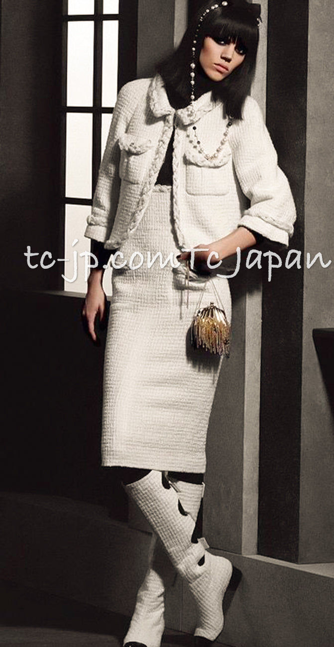 CHANEL 07A Creme Ivory Gold Chain Trim Wool Tweed Jacket 34 36 シャネル クリーム アイボリー ゴールド チェーン トリム ウール ツイード ジャケット 即発