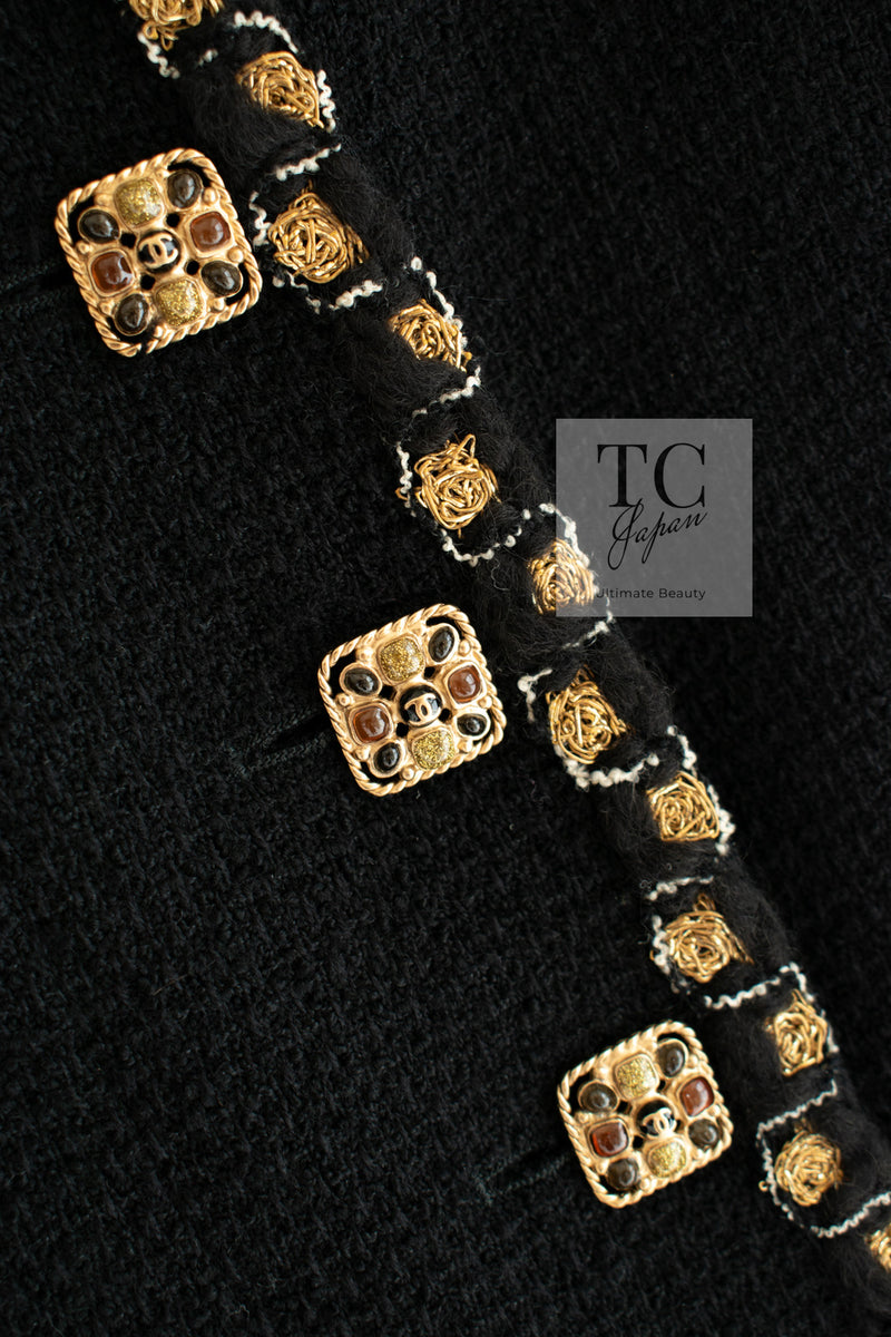 CHANEL 11PF Black Gold Gripoix Buttons Wool Jacket Skirt Suit Cameron Diaz 38 シャネル ブラック ゴールド グリポア宝石ボタン ウール ジャケット スカート スーツ キャメロン ディアス 即発