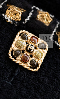 CHANEL 11PF Black Gold Gripoix Buttons Wool Jacket Skirt Suit Cameron Diaz 38 シャネル ブラック ゴールド グリポア宝石ボタン ウール ジャケット スカート スーツ キャメロン ディアス 即発
