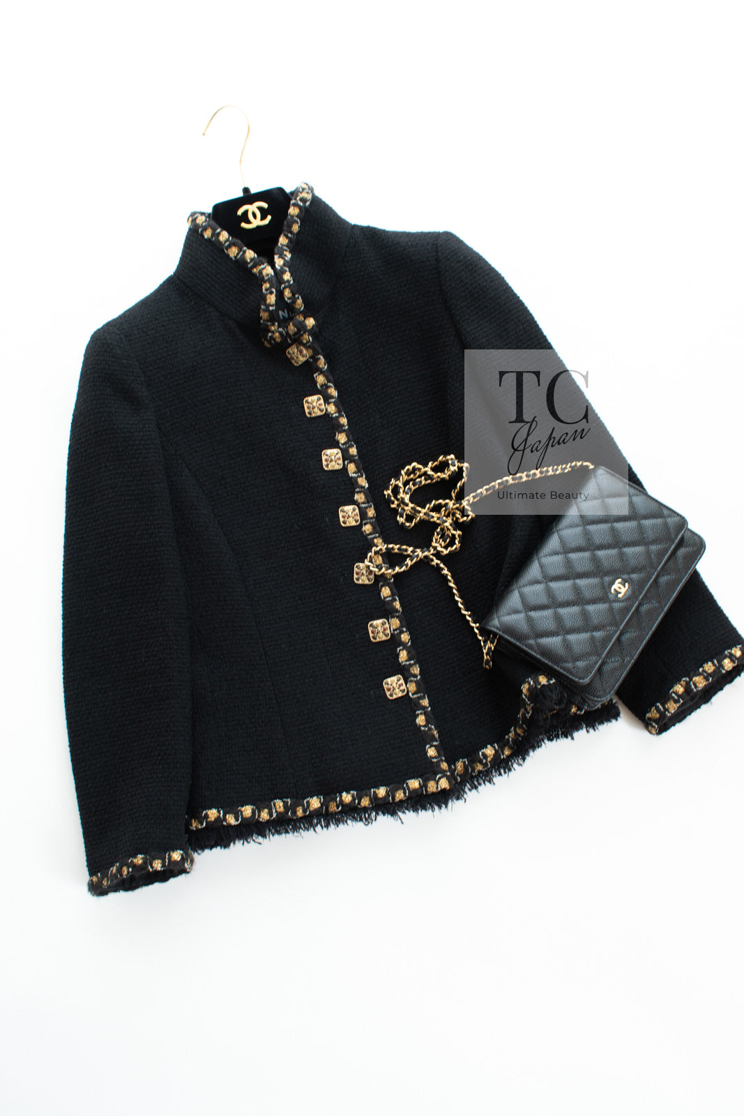 CHANEL 11PF Black Gold Gripoix Buttons Wool Jacket Skirt Suit Cameron Diaz 38 シャネル ブラック ゴールド グリポア宝石ボタン ウール ジャケット スカート スーツ キャメロン ディアス 即発