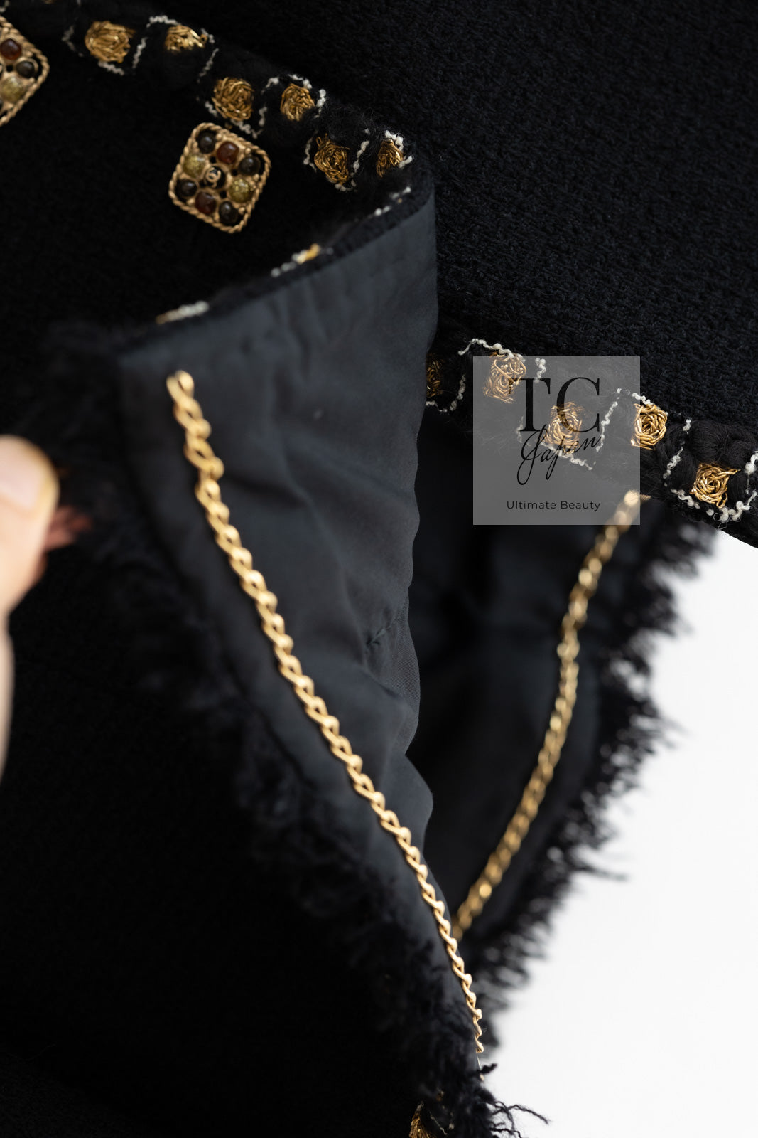 CHANEL 11PF Black Gold Gripoix Buttons Wool Jacket Skirt Suit Cameron Diaz 38 シャネル ブラック ゴールド グリポア宝石ボタン ウール ジャケット スカート スーツ キャメロン ディアス