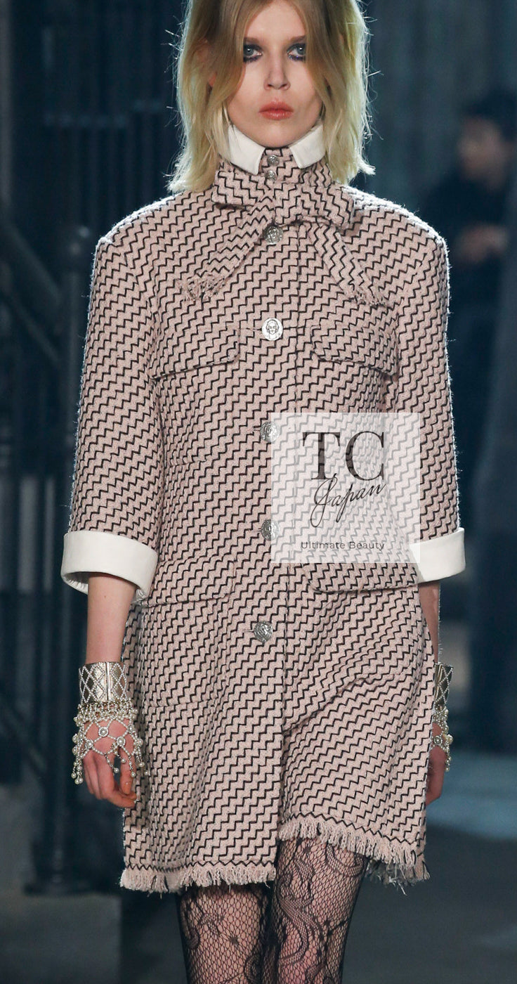 CHANEL 16PF Mauve Pink Black Ribbon Wool Tweed Coat 36 シャネル モーブピンク ブラック リボン ウール ツイード コート 即発 - TC JAPAN