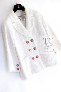 CHANEL 17PS White Ivory Lion CC Button Tweed Double Jacket 42 44 シャネル ホワイト アイボリー ライオン CC ボタン ツイード ダブル ジャケット 即発