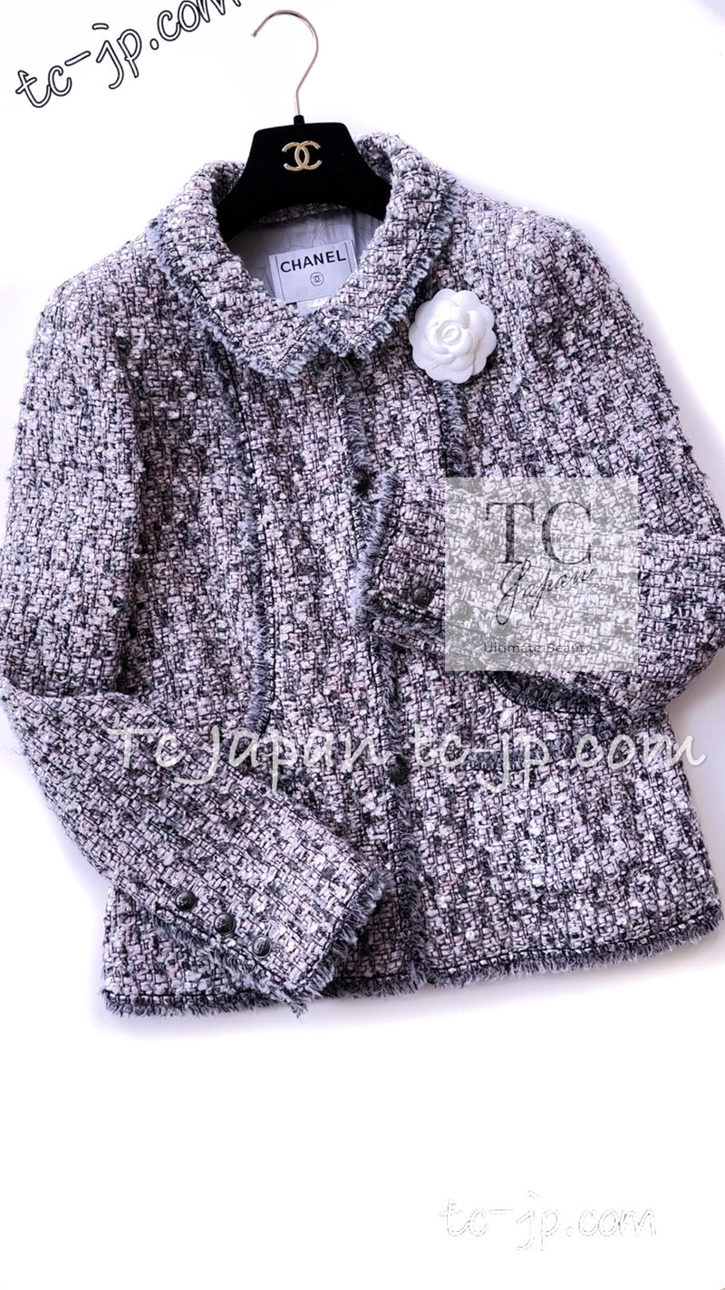 CHANEL 04A Gray Pink Lavender Multi Lesage Tweed Jacket Skirt Suit 36 38 シャネル グレー ピンク ラベンダー マルチカラー ルサージュ ツイード ジャケット スカート スーツ 即発