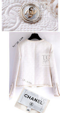 CHANEL 21PF White Ivory CC Logo Metiers D’art Jacket 34 36 シャネル ジャケット ホワイト アイボリー CC ロゴ メティエダール 即発