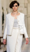 CHANEL 21PF White Ivory CC Logo Metiers D’art Jacket 34 36 シャネル ジャケット ホワイト アイボリー CC ロゴ メティエダール 即発