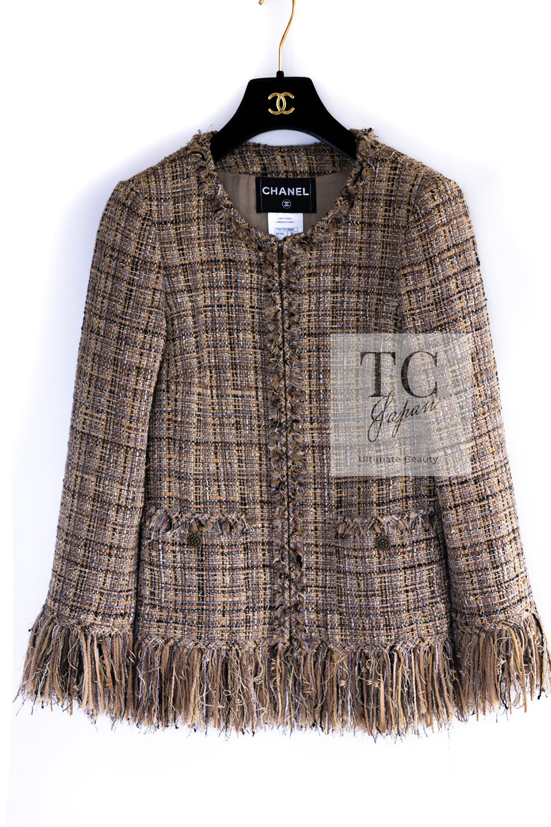 CHANEL 10A Beige Fringe Trimmed Goat Skin Tweed Jacket Skirt Suit 38 シャネル ベージュ フリンジ トリム ゴート スキン ツイード ジャケット スカート スーツ 即発