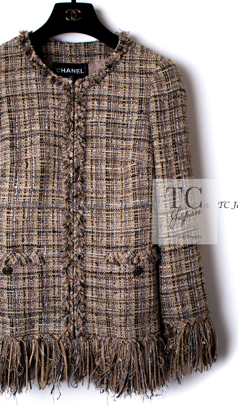 CHANEL 10A Beige Fringe Trimmed Goat Skin Tweed Jacket Skirt Suit 38 シャネル ベージュ フリンジ トリム ゴート スキン ツイード ジャケット スカート スーツ 即発