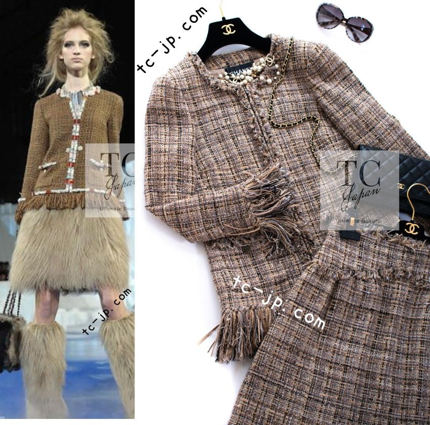 シャネル ジャケット スーツ CHANEL ベージュ フリンジ トリム ゴート スキン ツイード スカート 10A Beige Fringe  Trimmed Tweed Jacket Skirt Suit – TC JAPAN