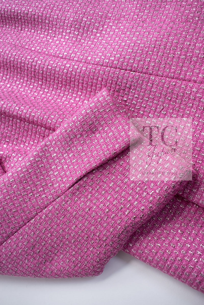 CHANEL 01C Pink Silver Metallic Wool Silk Tweed Jacket 44 46 シャネル ピンク シルバー メタリック ラメ ウール シルク ツイード ジャケット 即発