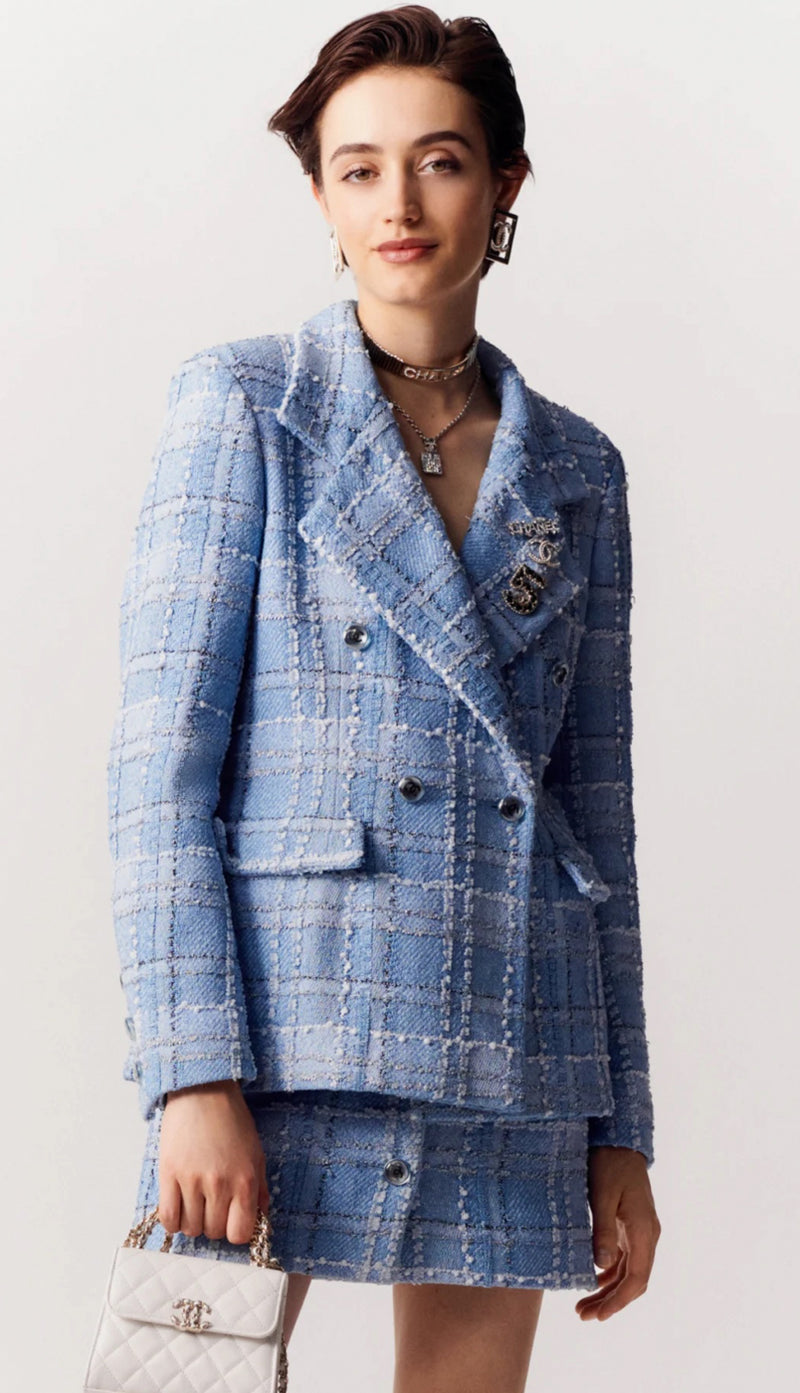 CHANEL 23PS Baby Blue CC Buttons Double Tweed Jacket Skirt Suit 38 シャネル ベビー ブルー ココボタン ダブル ツイード ジャケット スカート スーツ 即発