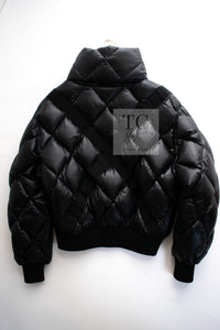 CHANEL 19N Black CC Logo Puffer Down Jacket Coat 36 38 シャネル ココ ネージュ ブラック ココマーク フード付き ブルゾン ダウン ジャケット 即発