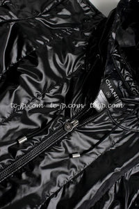 CHANEL 12S Black Zipper Jacket Hood CC Buttons 38 シャネル ブラック ブルゾン パーカー CC ジッパー ジャケット フード付 即発