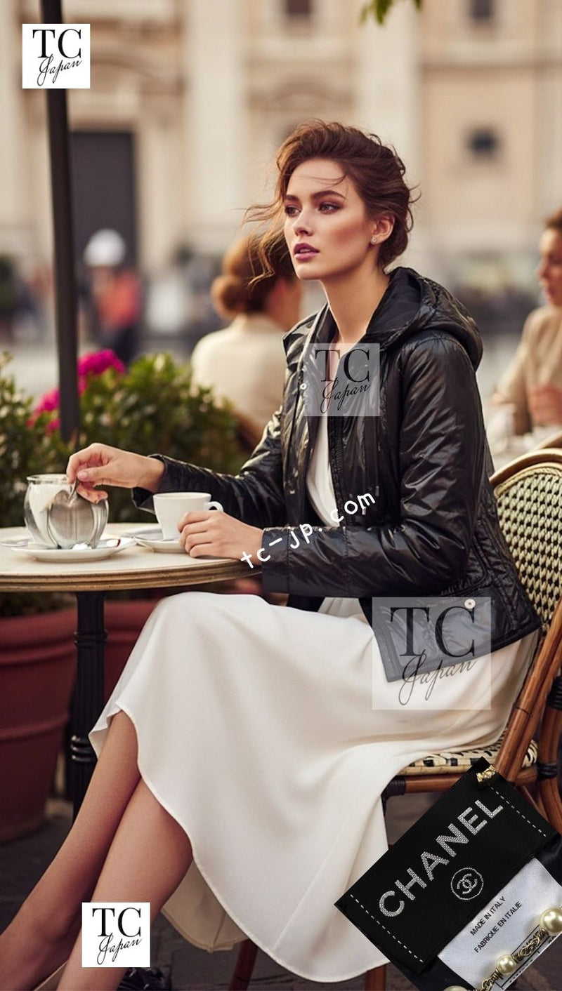 CHANEL 12S Black Zipper Jacket Hood CC Buttons 38 シャネル ブラック ブルゾン パーカー CC ジッパー ジャケット フード付 即発