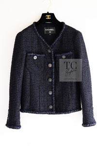 CHANEL 22PS Black Dark Navy Blue Lion Button Tweed Jacket 34 36 シャネル ブラック ダーク ネイビー ブルー ライオン ボタン ツイード ジャケット 即発