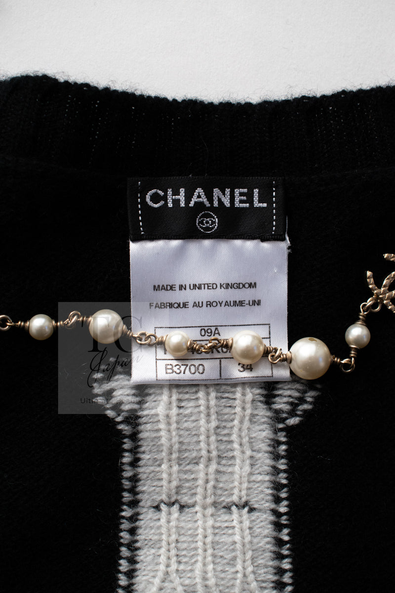 CHANEL 09A Black Cashmere Deer Decoration Knit Dress 34 シャネル ブラック カシミヤ 100% ココボタン 鹿 装飾 ニット ワンピース 即発