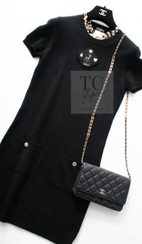 CHANEL 09A Black Cashmere Deer Decoration Knit Dress 34 シャネル ブラック カシミヤ 100% ココボタン 鹿 装飾 ニット ワンピース 即発