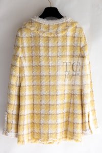 CHANEL 04C Yellow White Checked Fringe Tweed Jacket 40 シャネル イエロー ホワイト チェック フリンジ ツイード ジャケット 即発