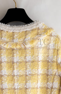 CHANEL 04C Yellow White Checked Fringe Tweed Jacket 40 シャネル イエロー ホワイト チェック フリンジ ツイード ジャケット 即発