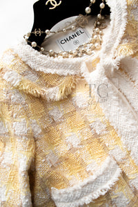 CHANEL 04C Yellow White Checked Fringe Tweed Jacket 40 シャネル イエロー ホワイト チェック フリンジ ツイード ジャケット 即発