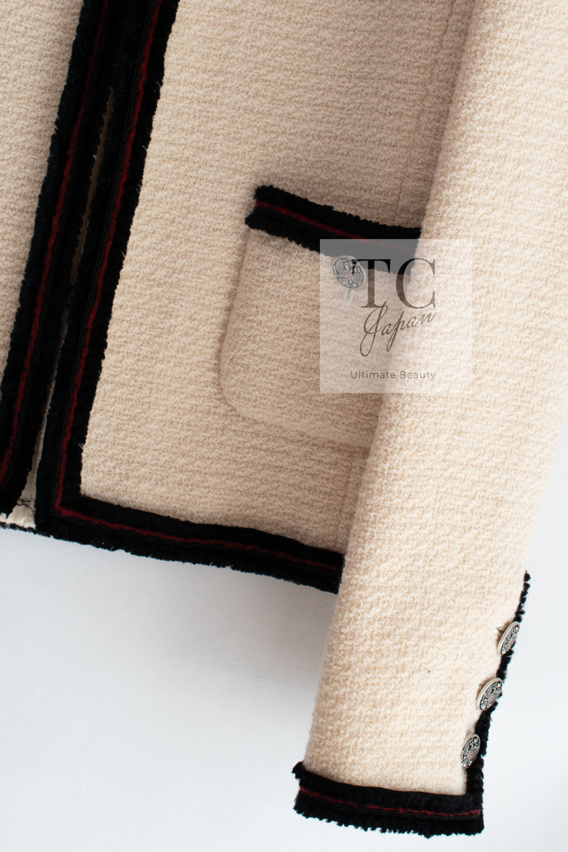 CHANEL 09PF Ivory Black Red Trim Moscow Wool Tweed Jacket 36 シャネル アイボリー ブラック レッド トリム ロマノフ ウール ツイード ジャケット 即発