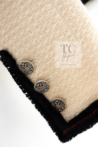 CHANEL 09PF Ivory Black Red Trim Moscow Wool Tweed Jacket 36 シャネル アイボリー ブラック レッド トリム ロマノフ ウール ツイード ジャケット 即発