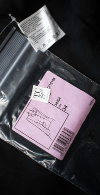 CHANEL 10C Black Gold Line Trim Wool Jacket 34 シャネル ブラック ゴールド ライン トリム ウール ジャケット 即発