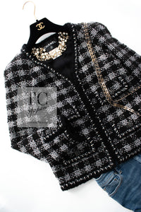 CHANEL 11A Black Silver Metallic Gripox Buttons Jacket 36 シャネル ブラック シルバー メタリック グリポワ宝石ボタン ジャケット 即発