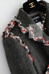 CHANEL 13PF Gray Black Trim Wool Tweed Jacket 36 38 シャネル グレー ブラック トリミング ウール ツイード ジャケット 即発