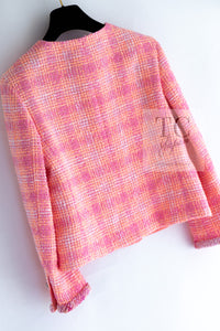 CHANEL 24C Pink Orange Collarless Tweed Jacket 38 シャネル ピンク オレンジ ノーカラー ツイード ジャケット 即発