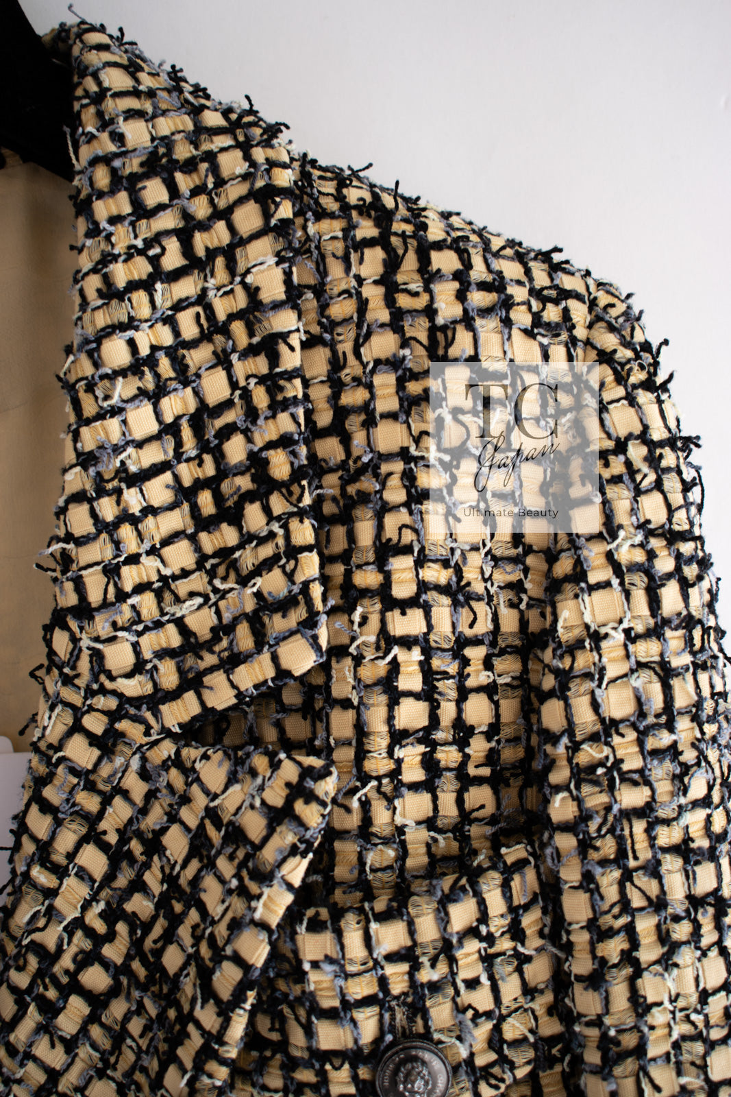 シャネル ジャケット CHANEL イエロー ブラック ライオン ボタン