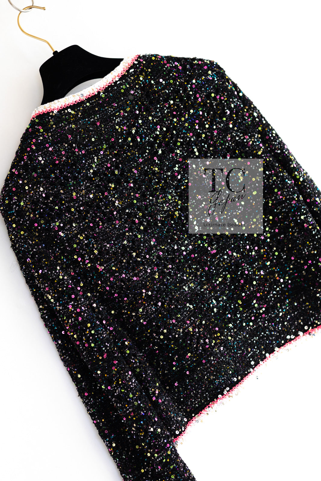 美品　CHANEL シャネル　ロゴ　スパンコール　ジャケット　ブルゾン　ブラック CHANEL シャネル ブルゾン ロゴテープニットジャケット 04P