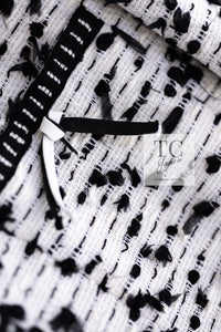 CHANEL 95C Vintage White Black Ribbon Tweed Jacket 34 シャネル ヴィンテージ ホワイト ブラック リボン ツイード ジャケット 即発