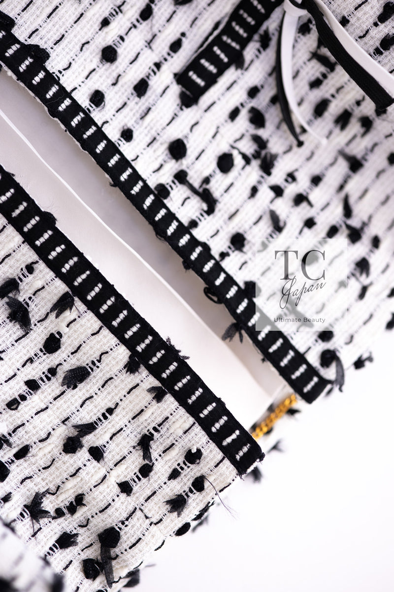 CHANEL 95C Vintage White Black Ribbon Tweed Jacket 34 シャネル ヴィンテージ ホワイト ブラック リボン ツイード ジャケット 即発
