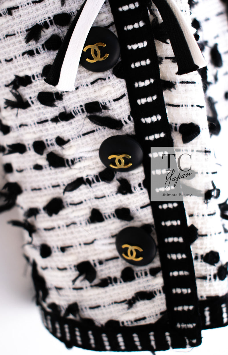 CHANEL 95C Vintage White Black Ribbon Tweed Jacket 34 シャネル ヴィンテージ ホワイト ブラック リボン ツイード ジャケット 即発