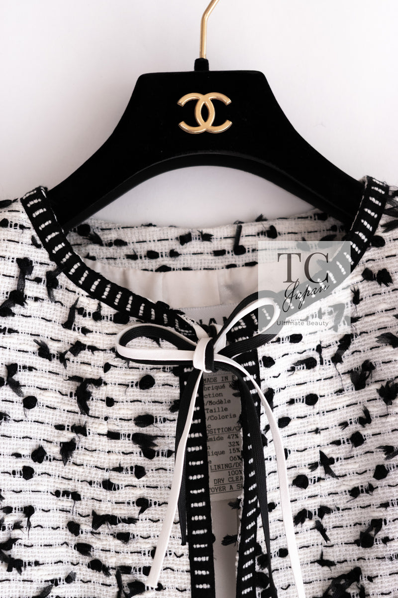 CHANEL 95C Vintage White Black Ribbon Tweed Jacket 34 シャネル ヴィンテージ ホワイト ブラック リボン ツイード ジャケット 即発