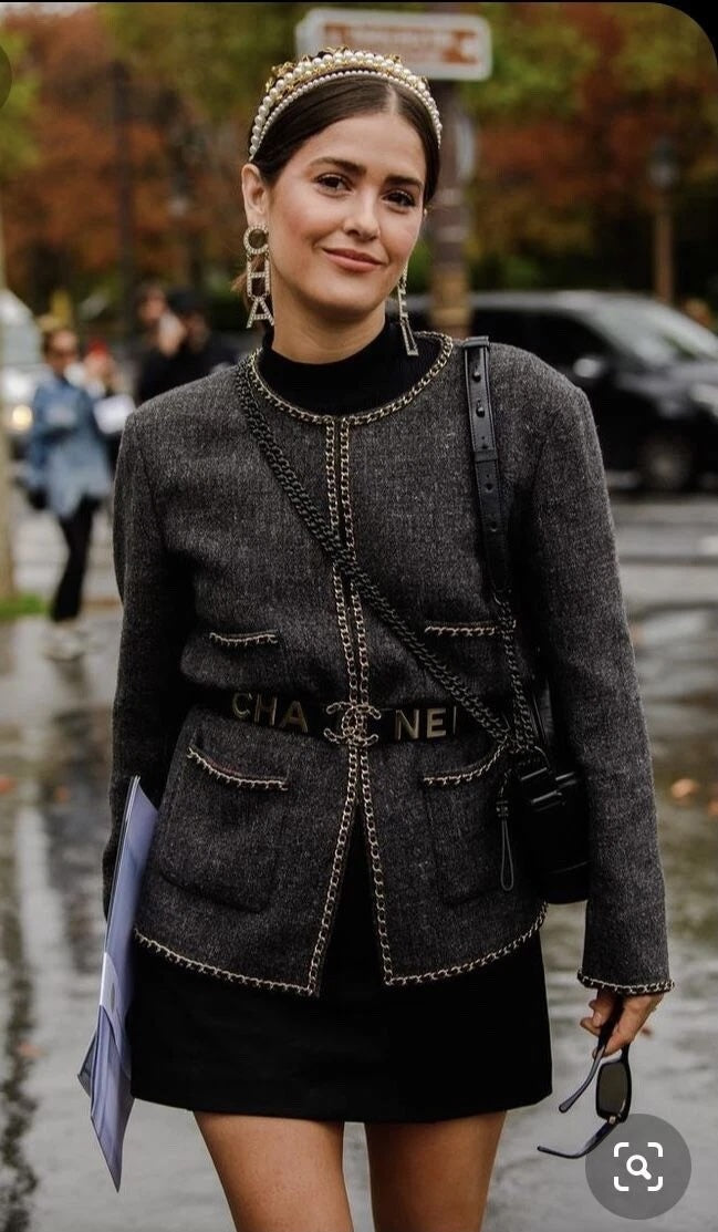 CHANEL 19B Black Llama Wool Chain Trim Jacket 38 40 シャネル ブラック ラマ ウール チェーン トリミング ジャケット 即発 - TC JAPAN
