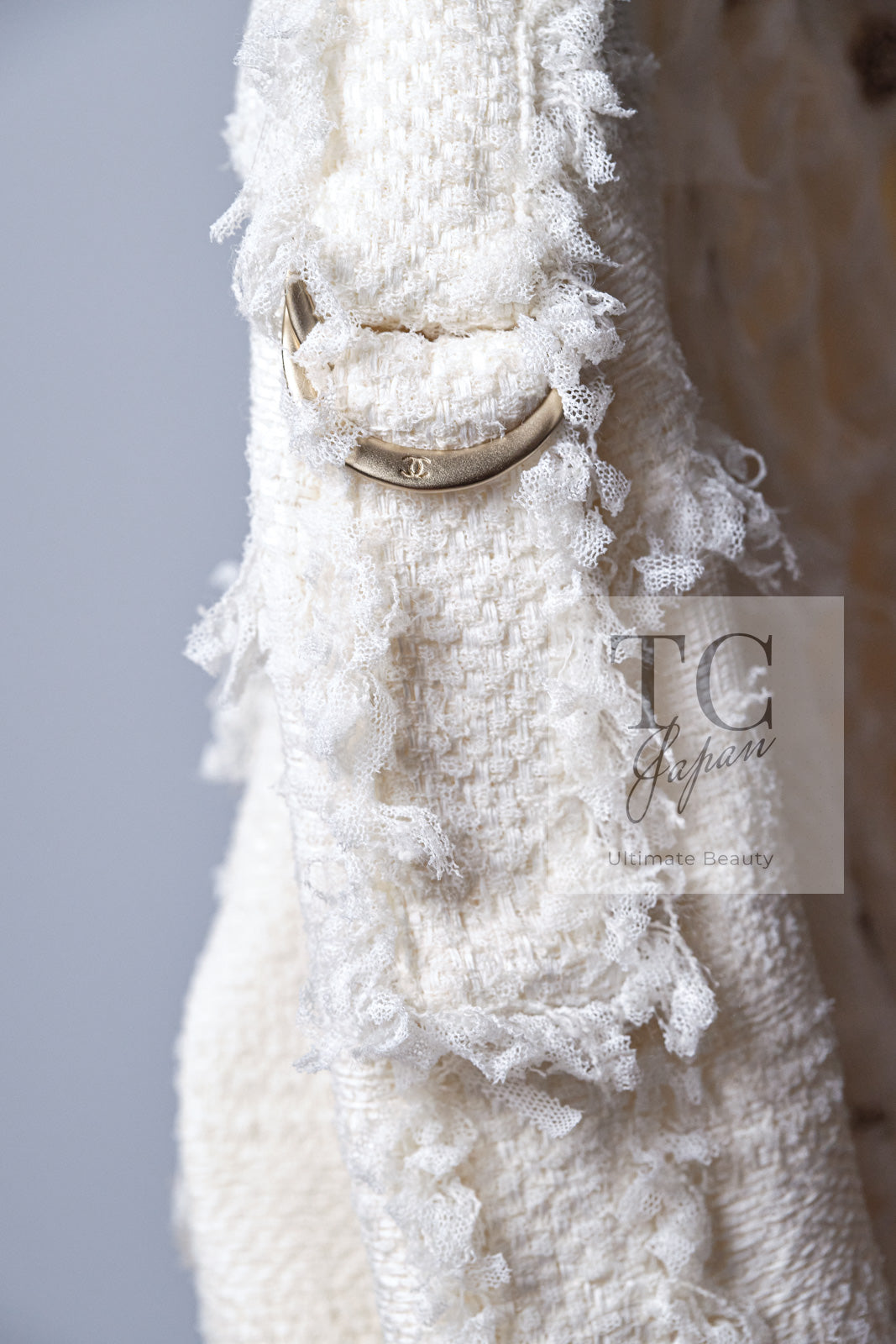CHANEL 08S Ivory Creme Cotton Silk Chiffon Chain Trim Jacket 42 シャネル アイボリー クリーム コットン シルク シフォン チェーン トリム ジャケット 即発