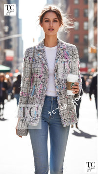 CHANEL 07C white grey tweed CC logo women's jacket / シャネル レディース ホワイト グレー ツイード CCロゴ ジャケット